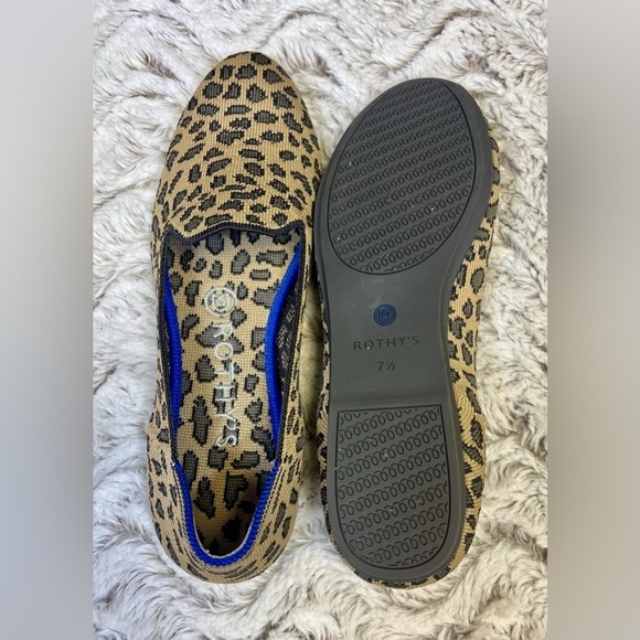 Rothy's The Loafer Spotted Leopard Print  Round Toe Slip On 
Women’s Size 7.5 - Picture 7 of 10
